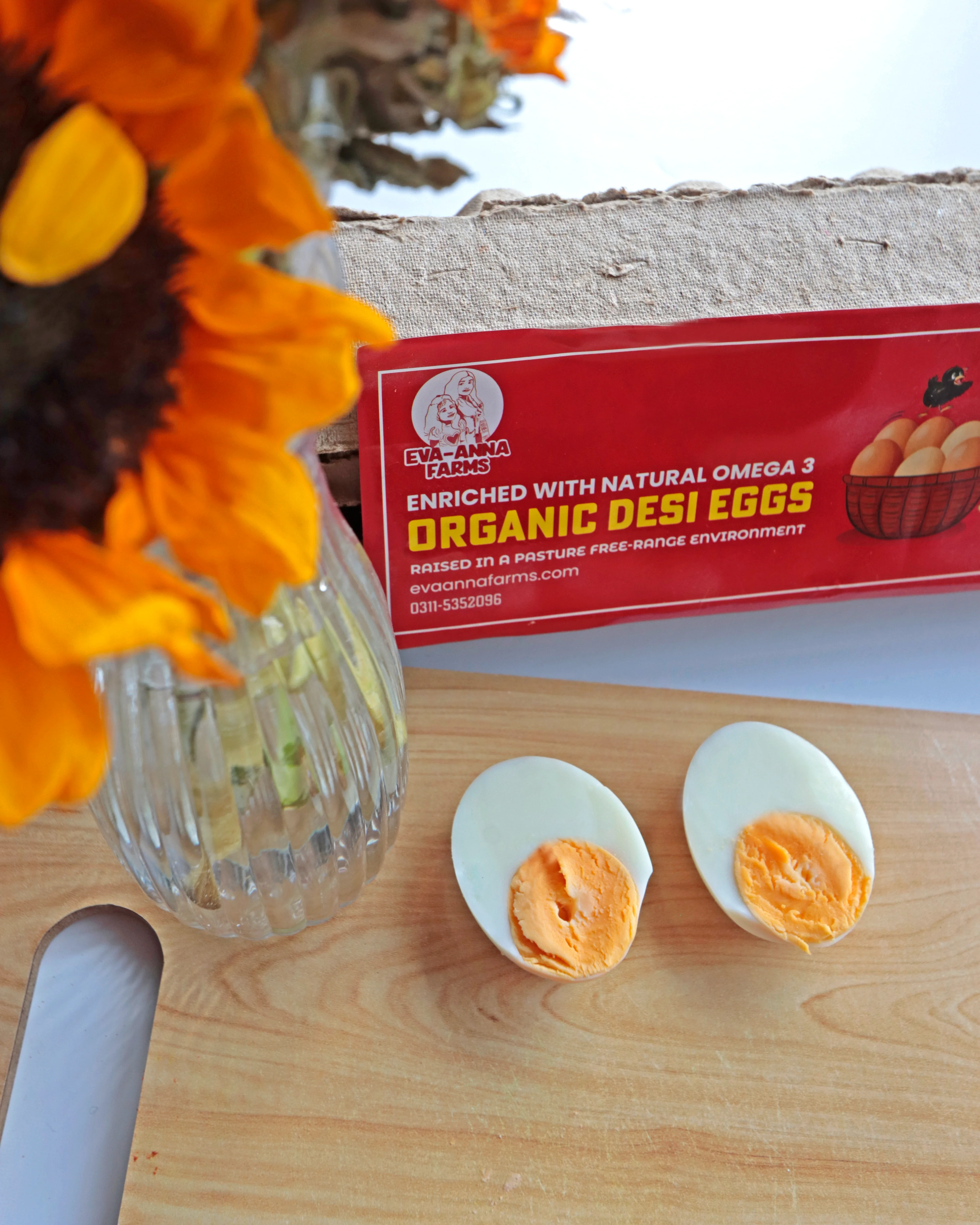 Organic Desi Eggs (1 Tray- 30 Eggs) - Image 3